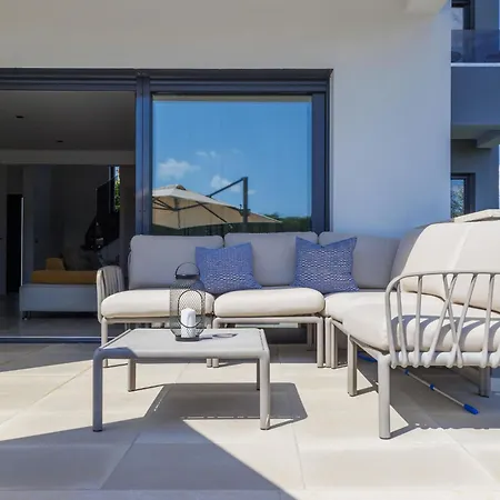 Willa Grande By Interhome *