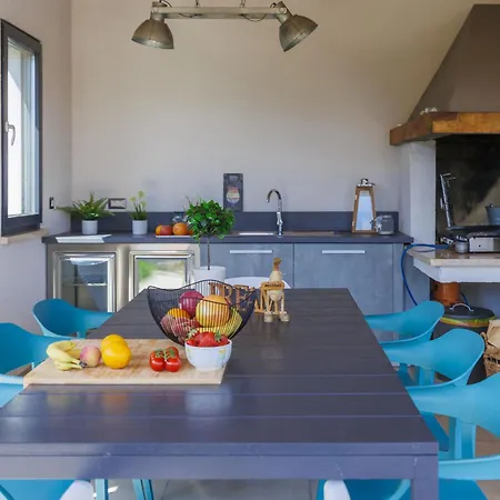 Grande By Interhome * Tar-Vabriga