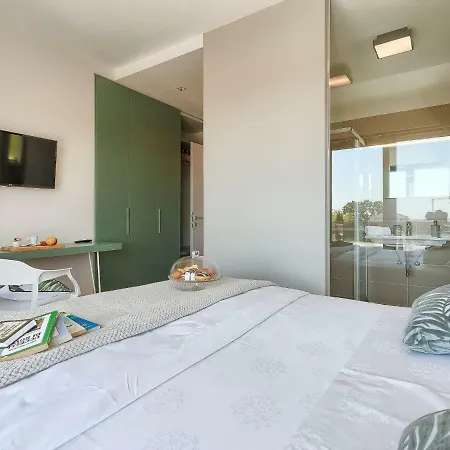 Grande By Interhome *