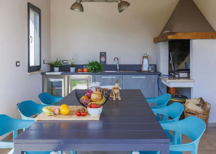 Grande By Interhome * Tar-Vabriga