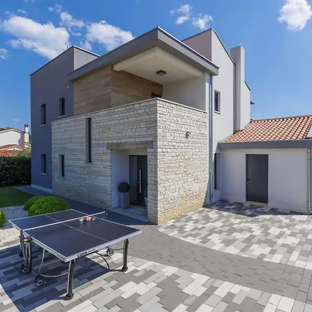 Grande By Interhome Villa *
