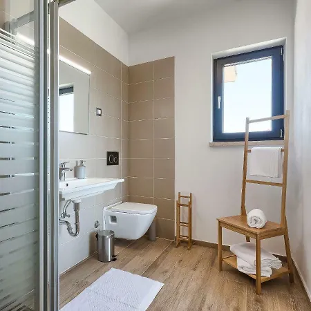 Villa Grande By Interhome Tar-Vabriga