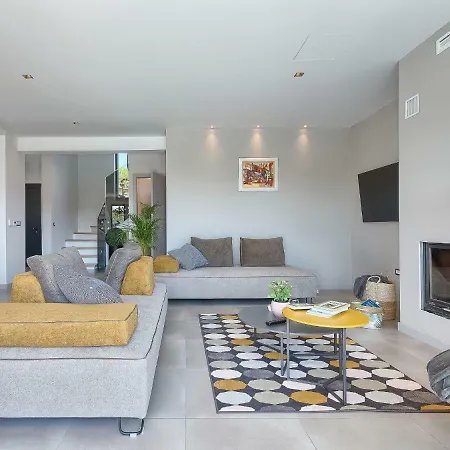 Grande By Interhome Villa *