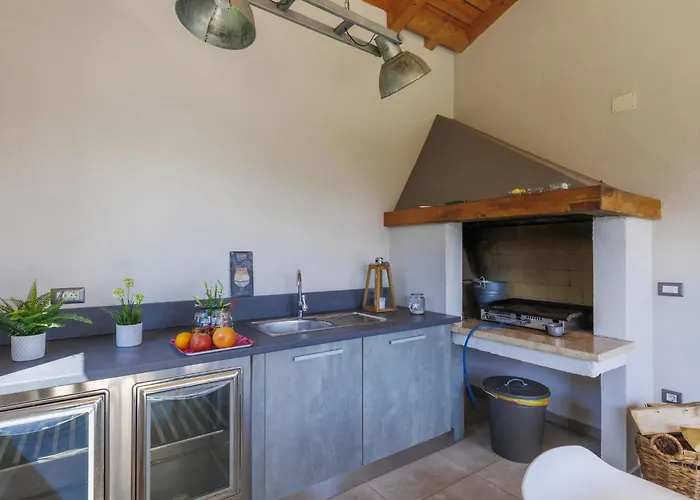 Grande By Interhome *