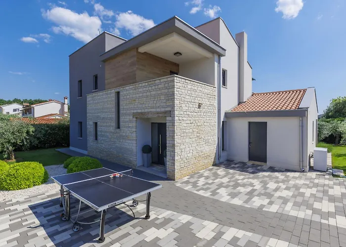 Grande By Interhome Villa *