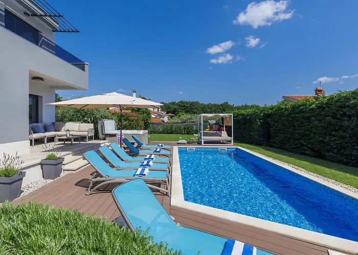 Grande By Interhome Villa *