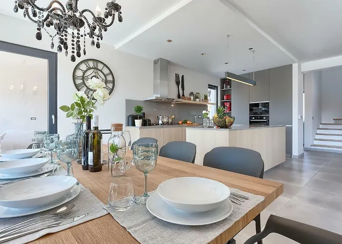 Grande By Interhome *